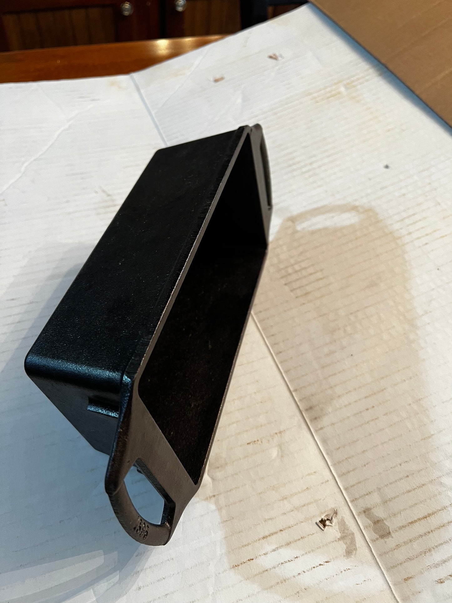 Cast-iron loaf pan 10x5