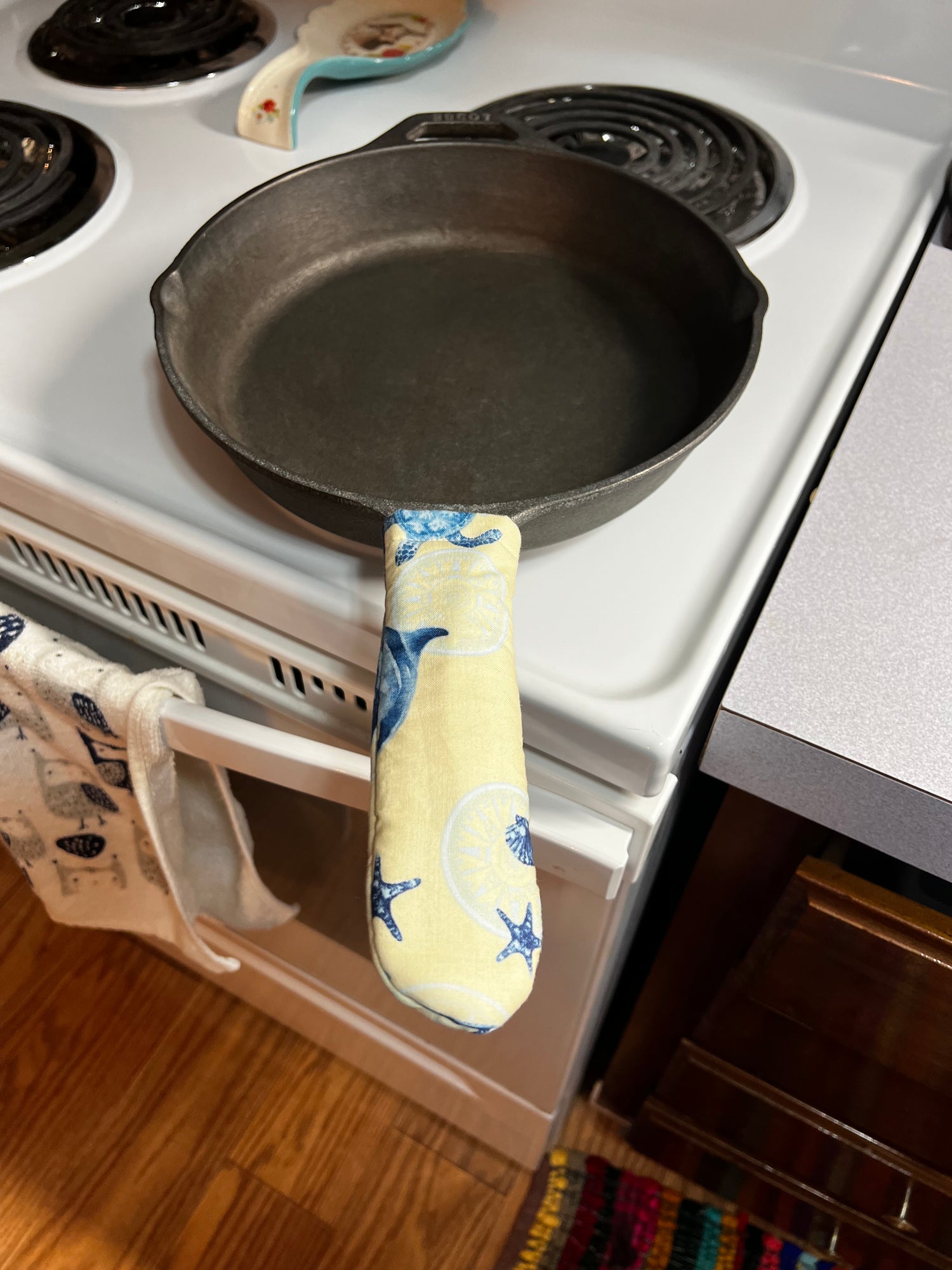 Hot Handle Pot Holder Style 4