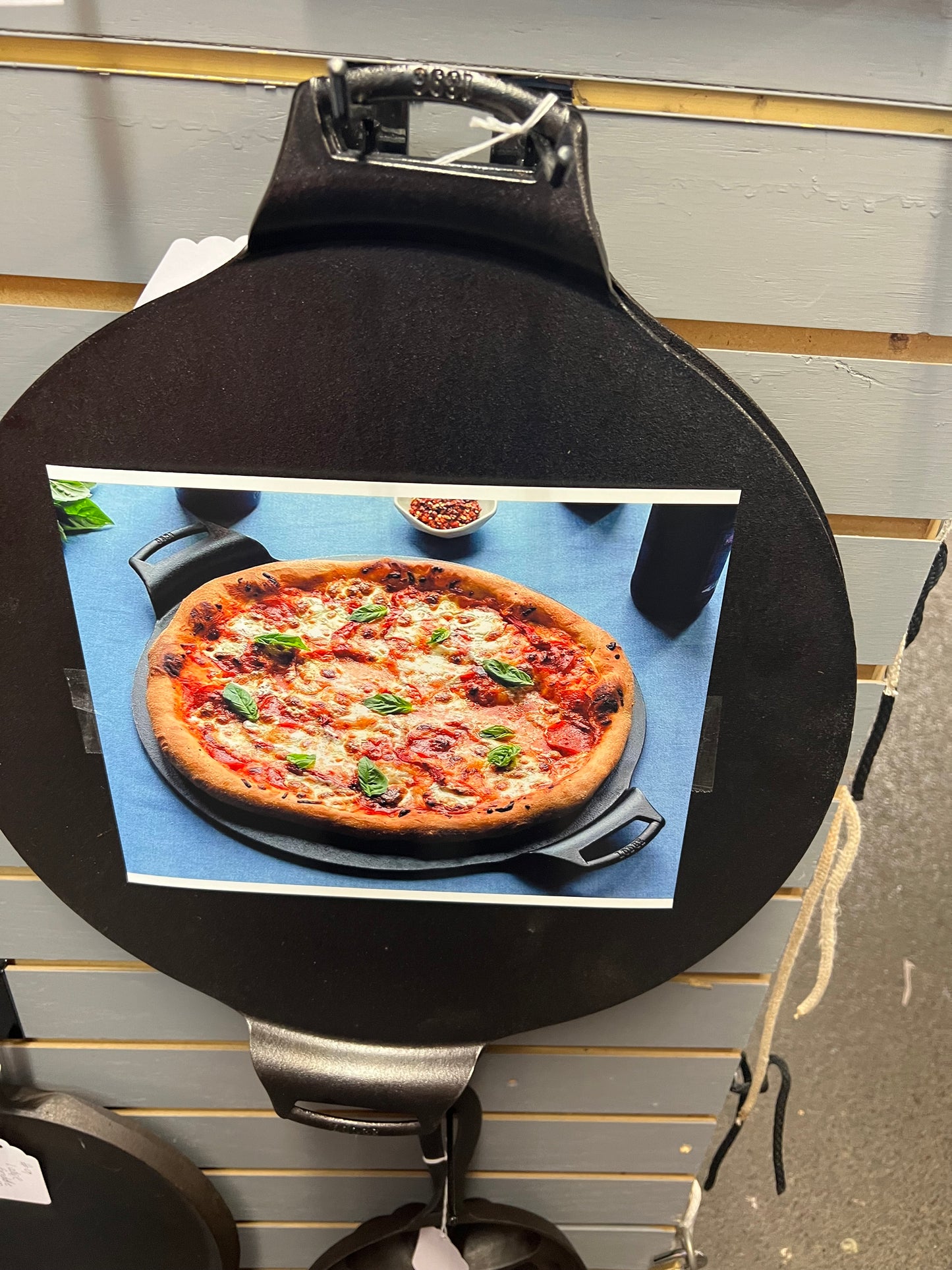 15 inch cast-iron pizza pan