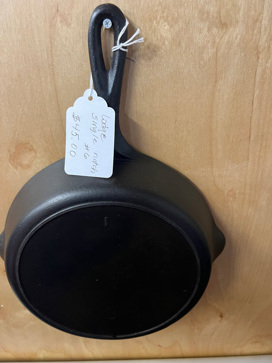 Lodge number six single notch skillet