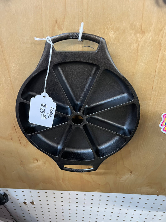 Cast-iron wedge pan