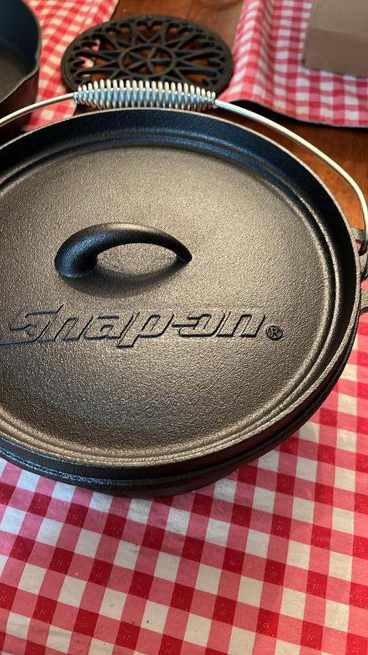 Snap-on Dutch oven