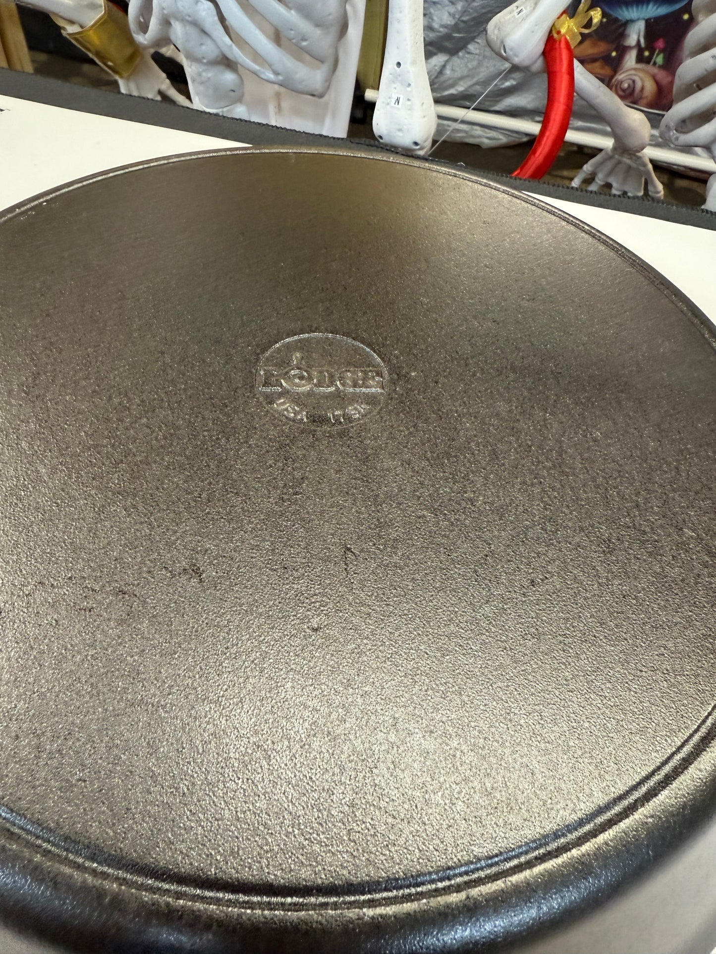 17 inch double handle skillet