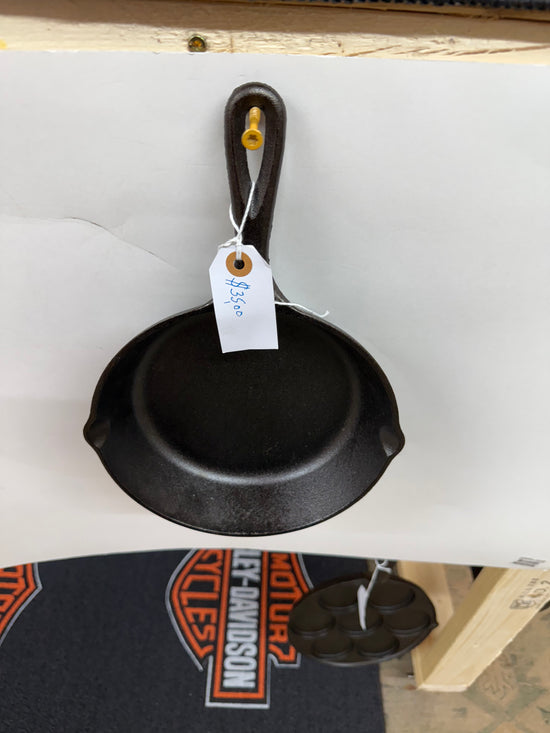 Lodgetoberfest. Cast iron skillet.