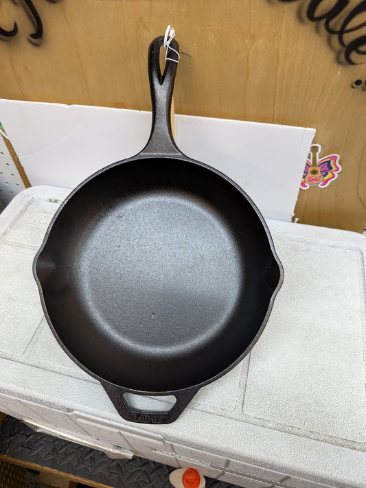 Large chef skillet 10 inch